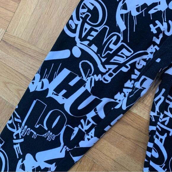 Graffiti Print Black and White Leggings - Picture 3 of 5